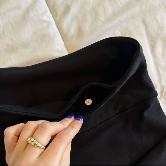 Lululemon Black High-Waisted Leggings | Size 4 | Great Condition - Picture 10 of 10